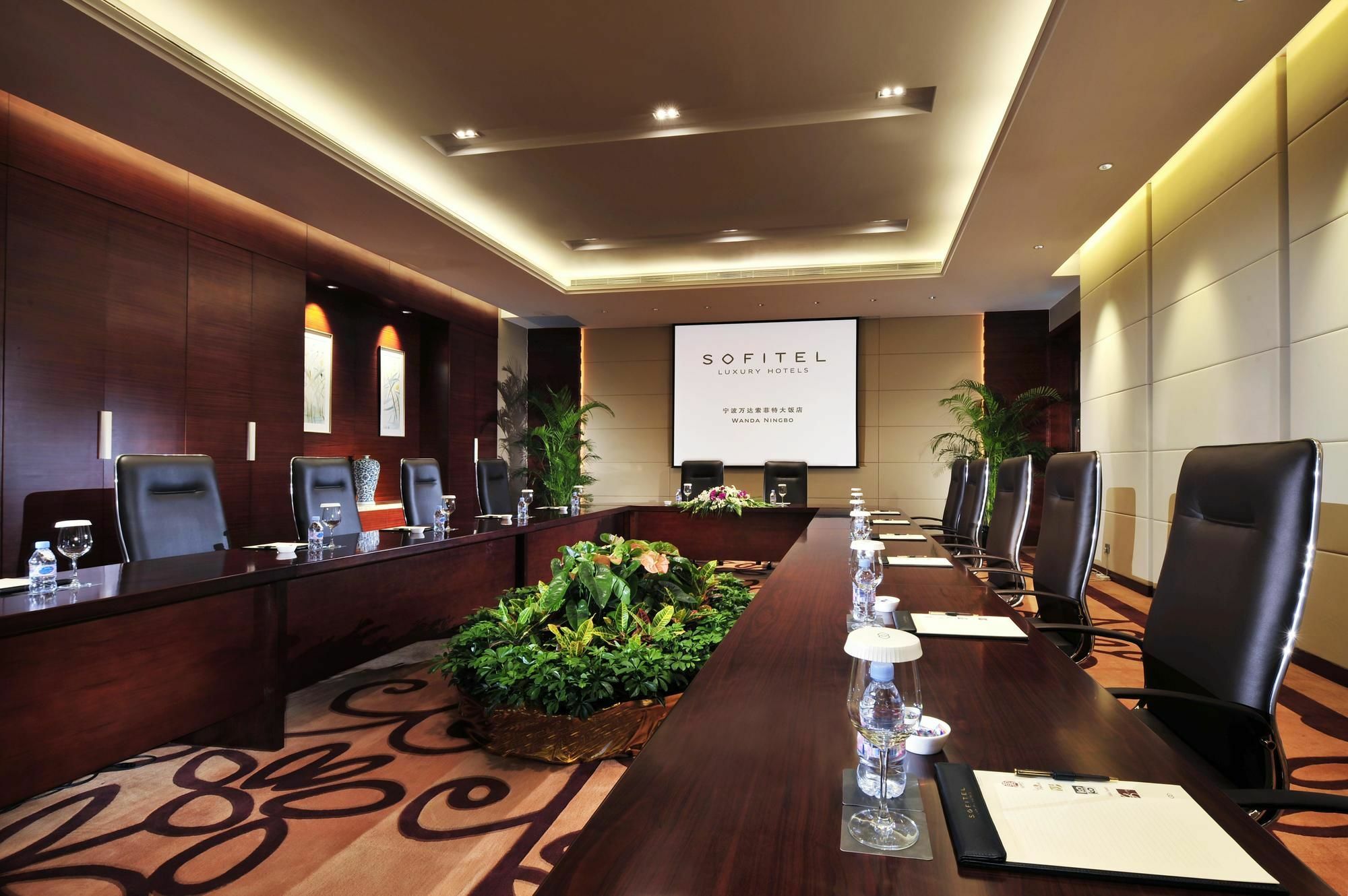 Sofitel Ningbo Hotel Exterior photo