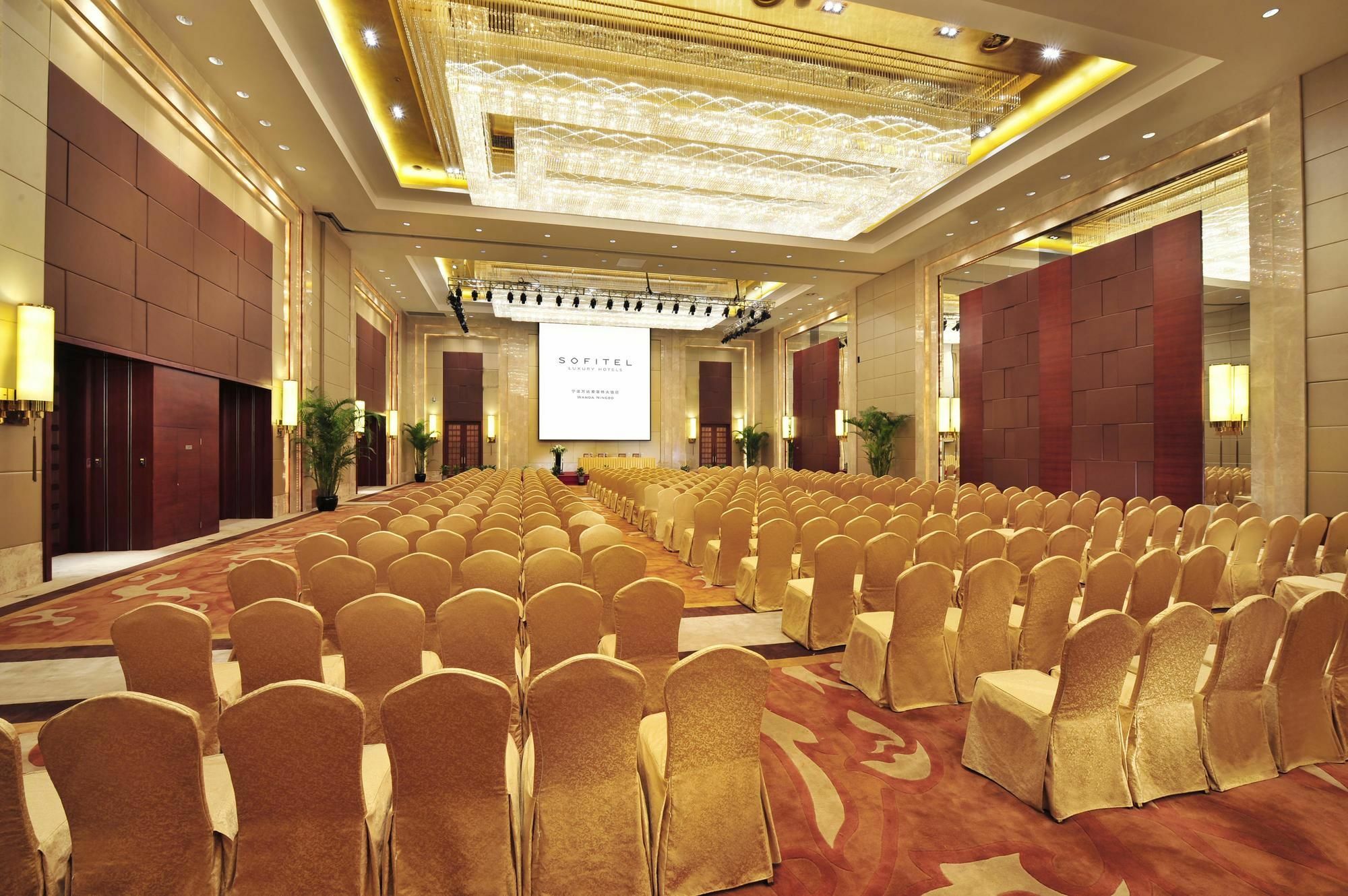 Sofitel Ningbo Hotel Exterior photo